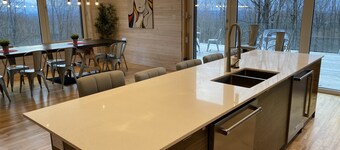 Large Eco Passive Chalet + Hot Tub / 6 bedrooms (14 pers.)