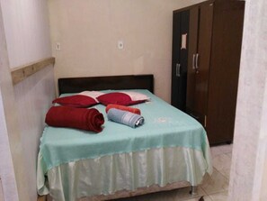 3 bedrooms, WiFi - HOME COZINESS OF THE COUNTRYSIDE (Castelo)