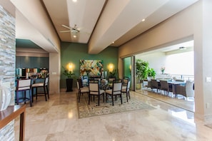 Dining - 3300 sqft Luxury Beach Front Condo!  Old Town/Romantic Zone/Molino de Agua (Puerto Vallarta)