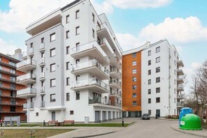 Exterior - Bright Apartment with Balcony | Parking | Close to the River (Kolobrzeg)