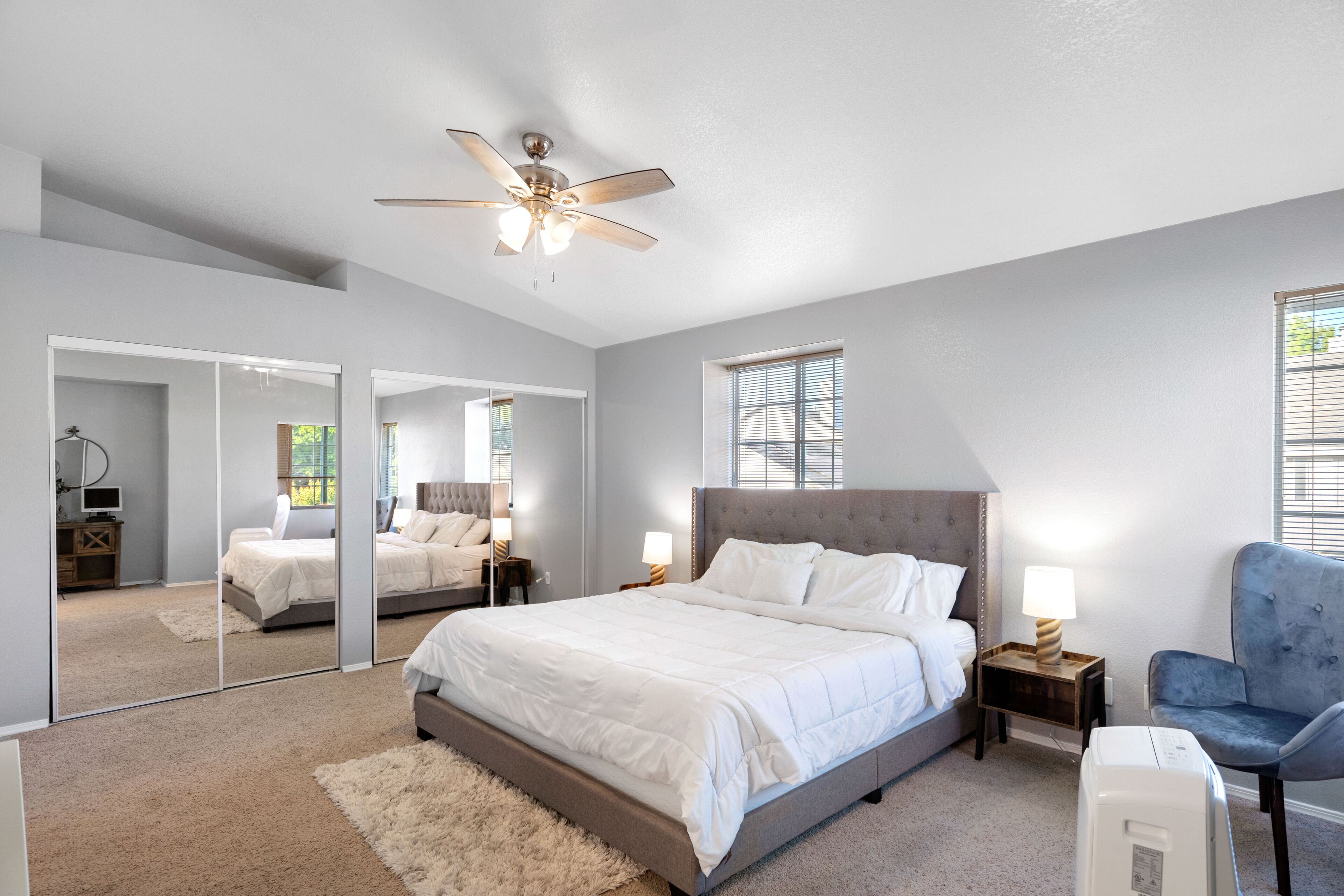 3 bedrooms, desk, iron/ironing board, free WiFi