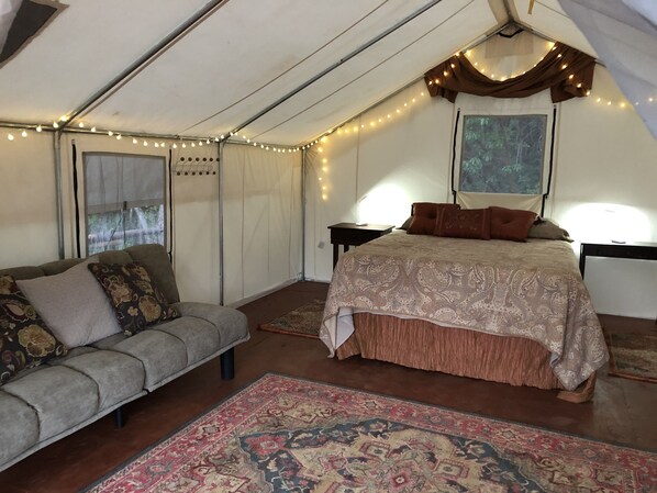 1 habitación y ropa de cama 