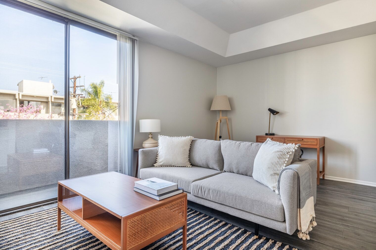 Dreamy West Hollywood 2BR, close to bars, restaurants, TJ, by Blueground
