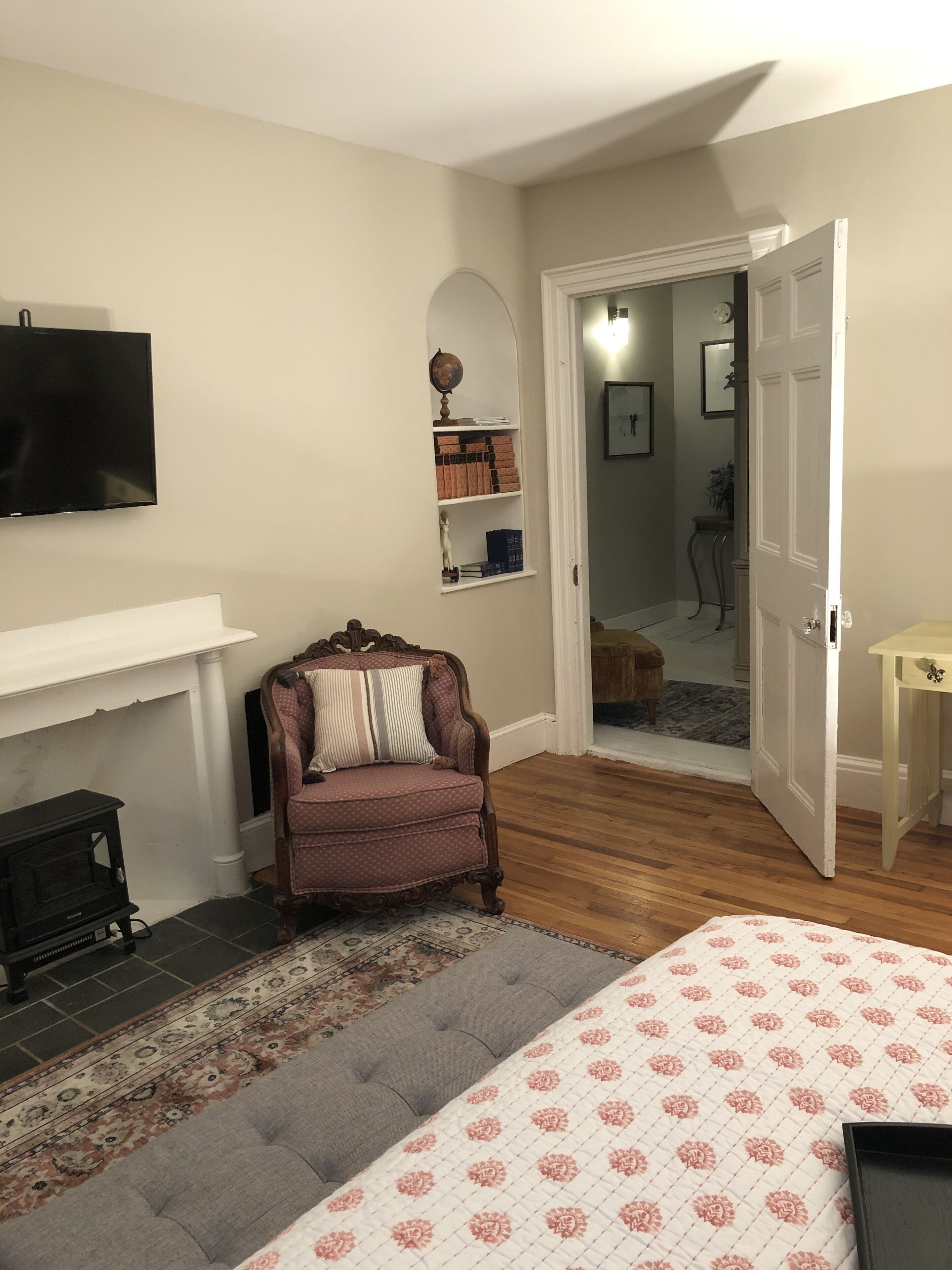 1 bedroom, desk, iron/ironing board, free WiFi
