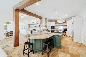 Fridge, microwave, oven, stovetop - Family-Friendly Escape w/ Private Pool, 6 Bikes, & Spacious Gathering Areas (Seacrest Beach West)