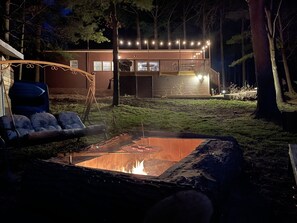 Property grounds - Tiny Lake House (Westfield)