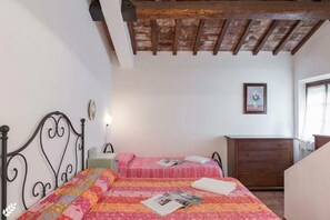 1 chambre, Wi-Fi gratuit, draps fournis