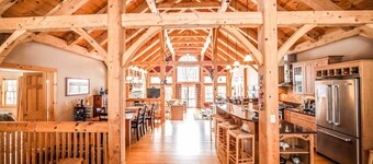 New  Listing! Golf/Ski home w/SteamRoom & Hot Tub