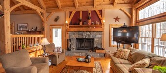 New  Listing! Golf/Ski home w/SteamRoom & Hot Tub