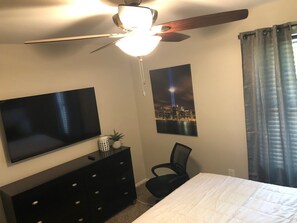 4 chambres, fer et planche à repasser, Wi-Fi gratuit, draps fournis