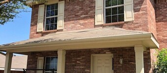 Dallas Gem in Subdivision 15 mins from Deep Ellum!