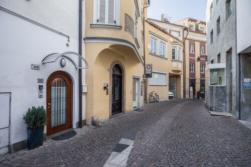 Neu renoviertes und zentrales Apartment Eva mit WLAN