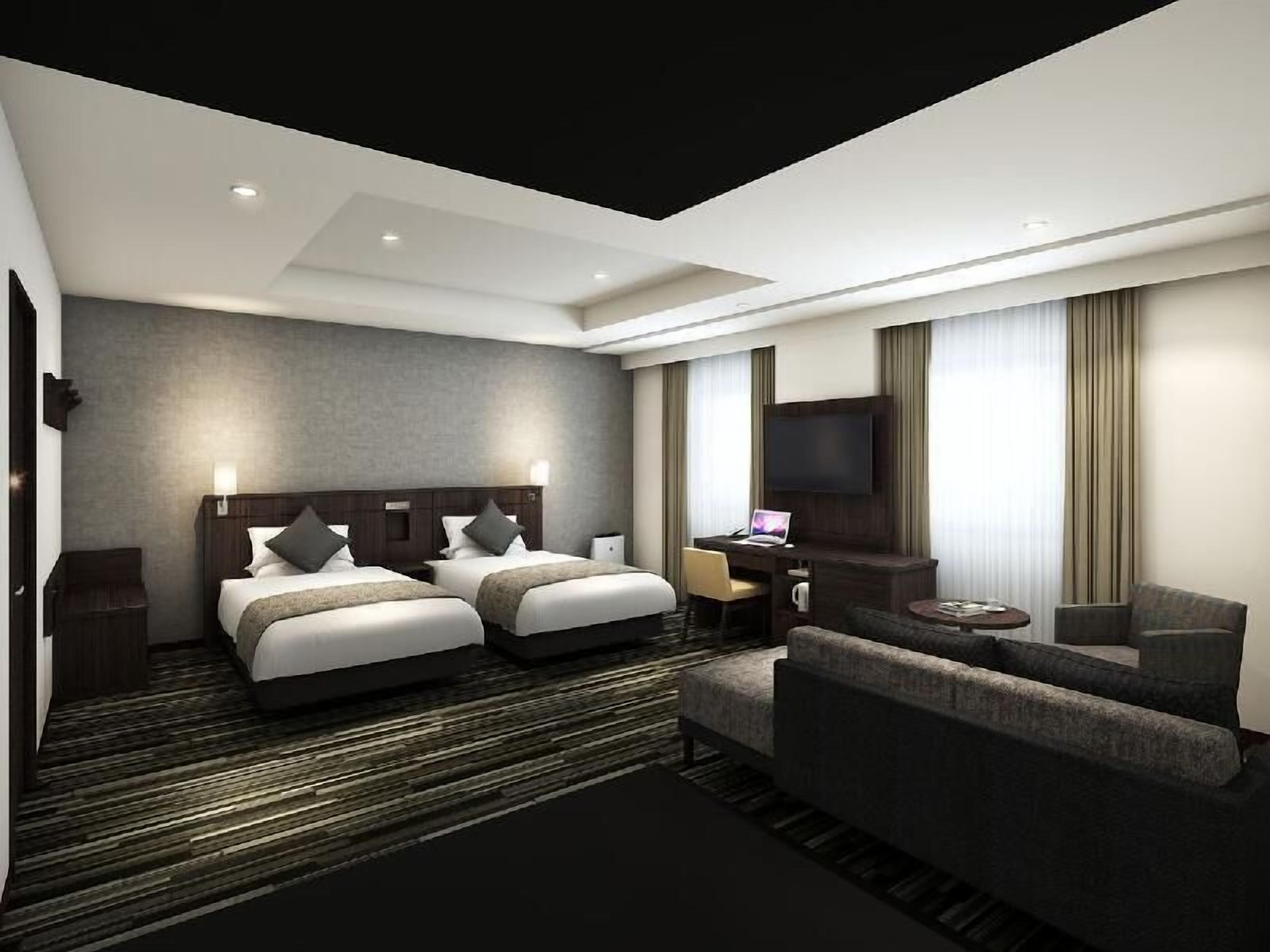 In-room safe, free WiFi, bed sheets