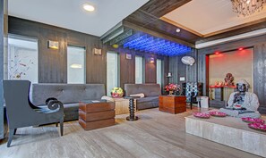 Reception - Treebo Premium Relax Inn Patel Nagar (New Delhi)