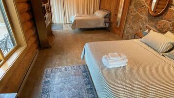 5 bedrooms, iron/ironing board, travel crib, WiFi