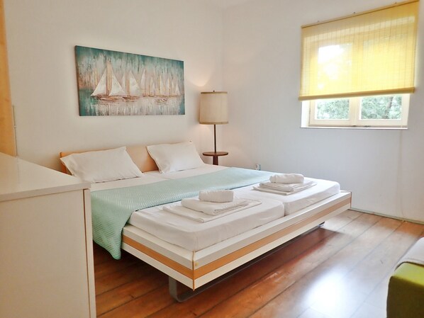 2 chambres, Wi-Fi gratuit, draps fournis