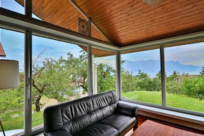 Basic House, Multiple Beds | Living room | TV, books - Family House in Montreux With Lake View (Montreux)