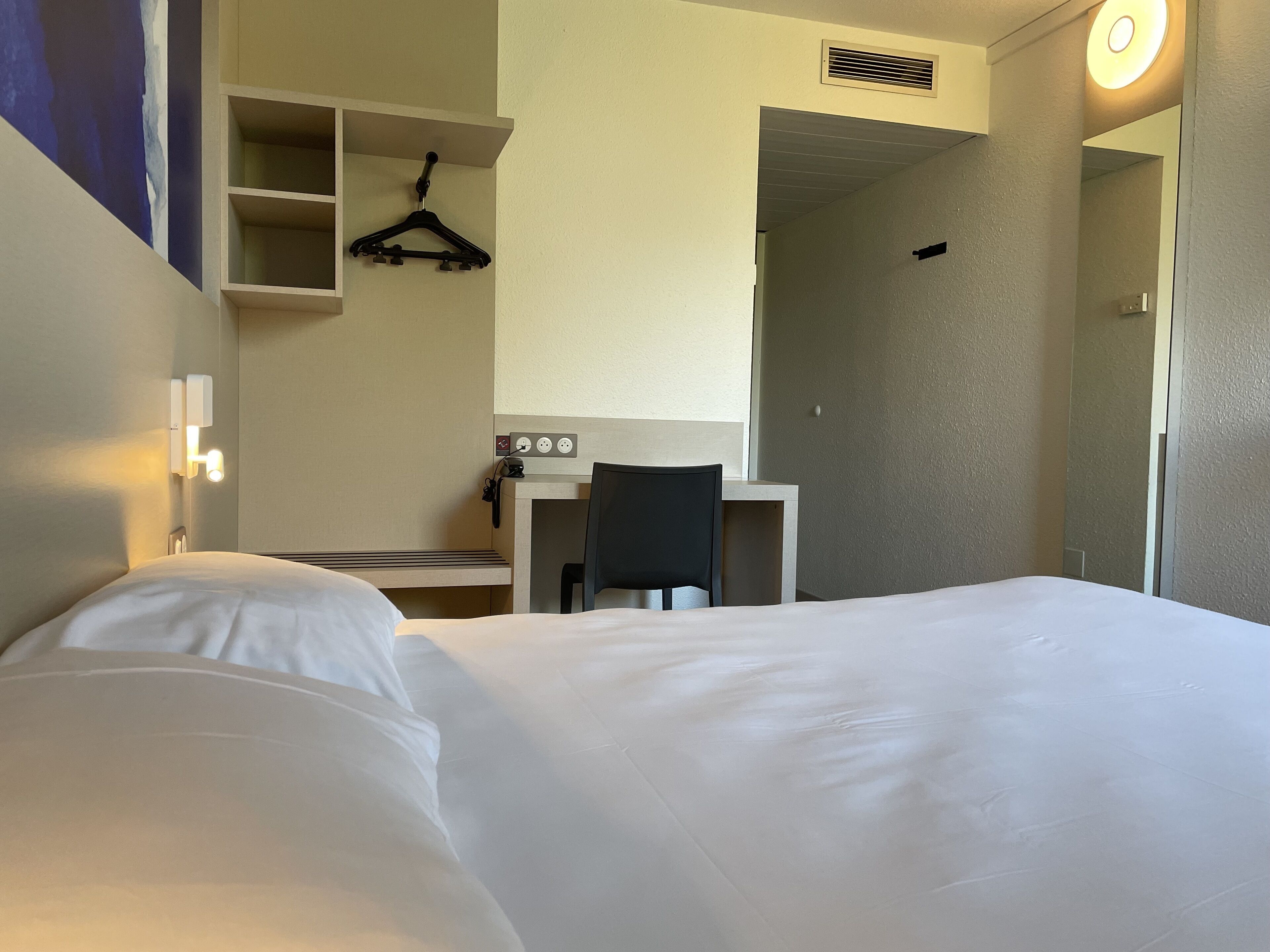 standard room, 1 double bed | memory-foam beds, desk, laptop workspace, blackout curtains