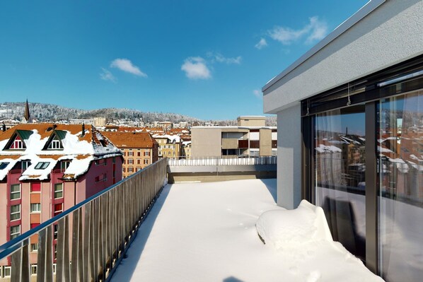 Departamento básico, 1 cama Queen size y sofá cama | Balcón