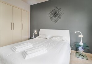 2 chambres, fer et planche à repasser, Wi-Fi gratuit
