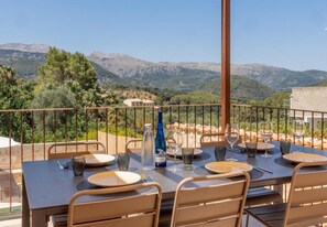 Outdoor dining - Cas Suis 9 (Campanet)