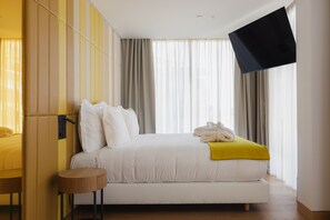 Deluxe Double Room Single Use, City View | Minibar, in-room safe, desk, blackout drapes - Lumen Hotel & The Lisbon Light Show (Lisbon)