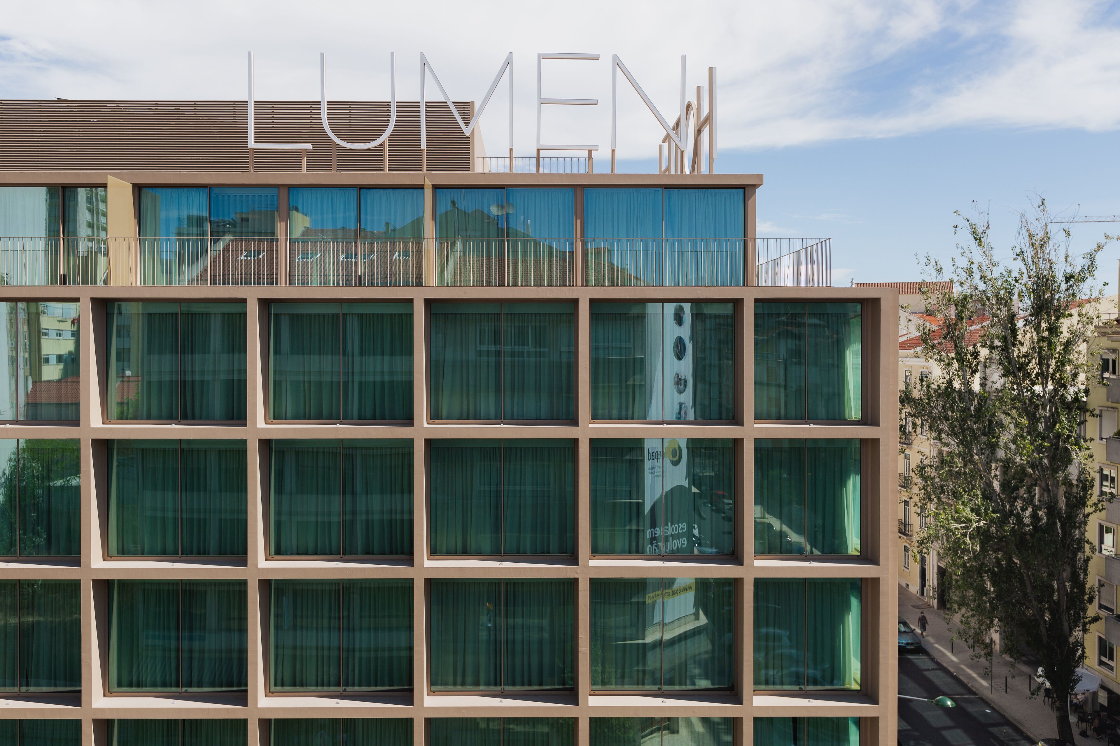 Foto - Lumen  & The Lisbon Light Show Hotel