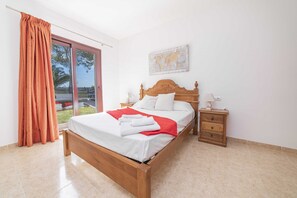 4 sovrum, strykjärn/strykbräda, resesäng och gratis wi-fi