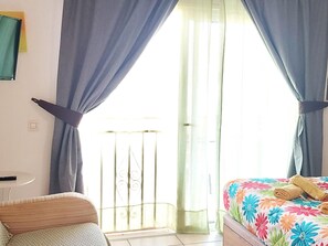 Strykjärn/strykbräda, internet och sängkläder