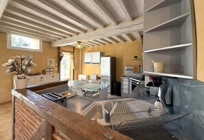 Fridge, microwave, dishwasher