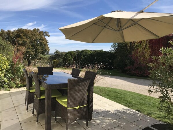 Outdoor dining - CHEZ MARTENS - MASCARAAS-HARON (MASCARAAS-HARON)