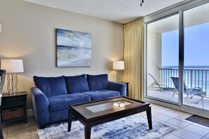 テレビ、DVD プレーヤー