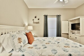 2 bedrooms, internet, bed sheets