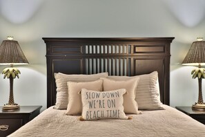 2 bedrooms, iron/ironing board, Internet, bed sheets