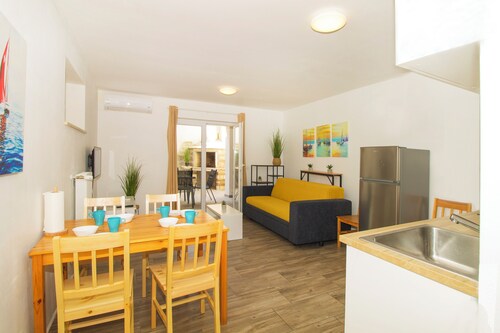 CENTER house with apartments / Apartment Center "A"