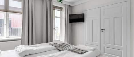 1 bedroom, WiFi, bed sheets, wheelchair access