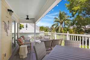 Outdoor dining - A Peace of Paradise at The Truman Annex in Key West (Key West)