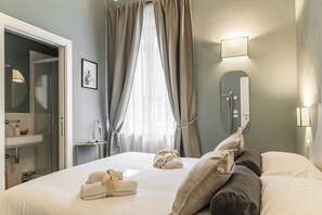 Premium bedding, down duvets, free minibar, individually decorated - La Lu Cozy Rooms 2 (Pisa)