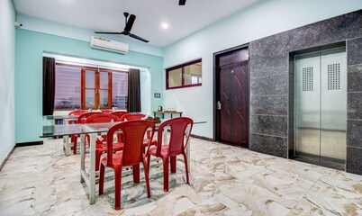 Treebo Trend Awadh Villa