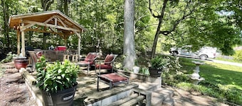 Entire House Family-Pets-Friendly Close to i65.