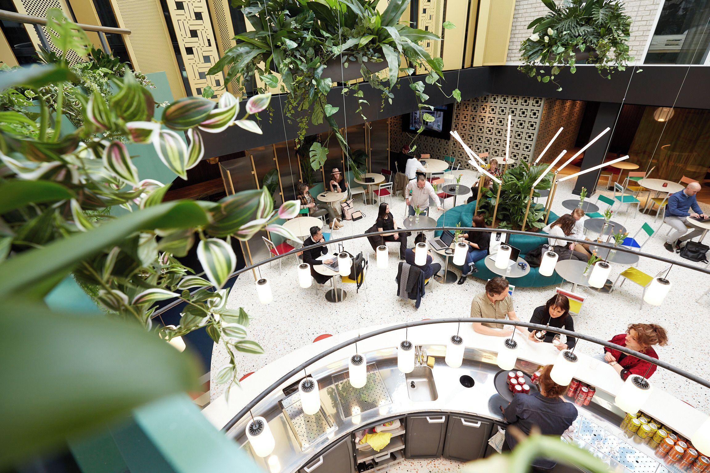 Lobby lounge