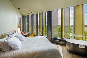 Deluxe Double Room, Ensuite | Hypo-allergenic bedding, in-room safe, desk, laptop workspace - The Florian Amsterdam Schiphol Airport, WorldHotels Crafted (Hoofddorp)