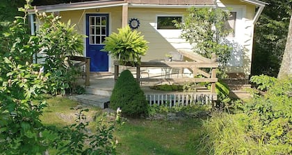 The Zen Den Guest Suite on Loma Linda Farm
Location and Comfort, Highlands, NC