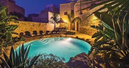 Villa Sky - Charming Villa with Private Pool & Lovely Outdoor Area