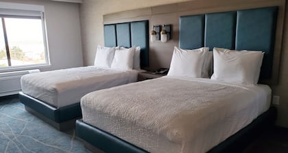 Salish Inn