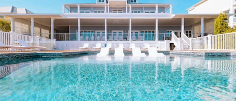 室外泳池、暖水池