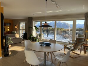 Bosdalhuset | 2 bedrooms, free WiFi, bed sheets - Bosdalhuset (Hoyanger)