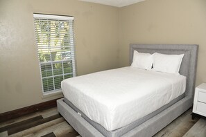 3 bedrooms, desk, travel cot, free WiFi - 🏡 Comfortable 3BR House in Plano • 2 Baths • 2-Car Garage • Great Location! (Plano)