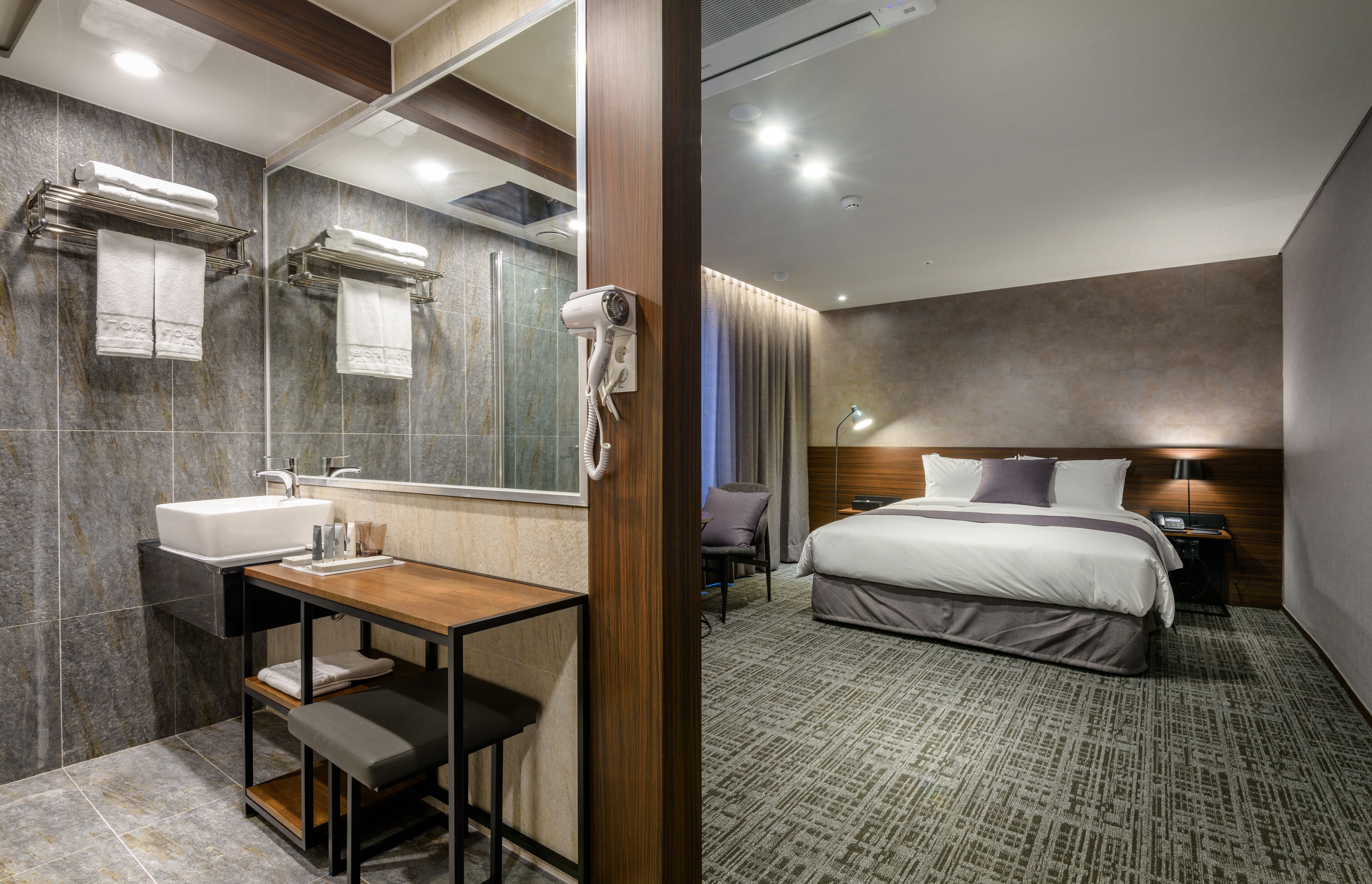 deluxe double room | in-room safe, desk, blackout curtains, free wifi