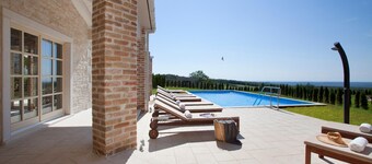 Holiday house Zudetici for 1 - 8 persons with 4 bedrooms - Farmhouse
